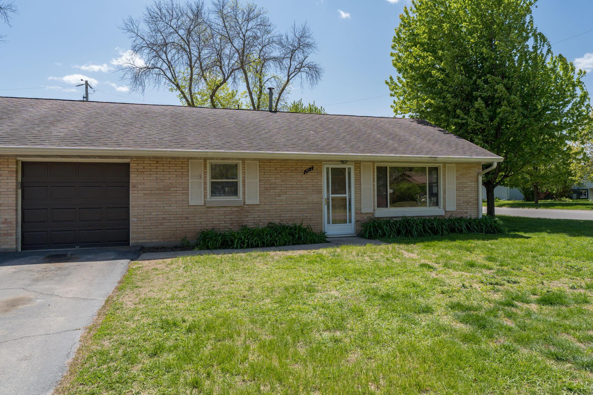 101 Jay St, Le Sueur, MN 56058