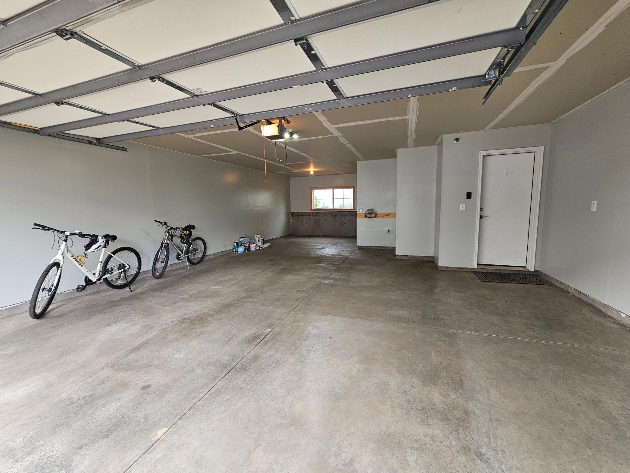 2317 Mckenney Way, North Saint Paul, MN 55109