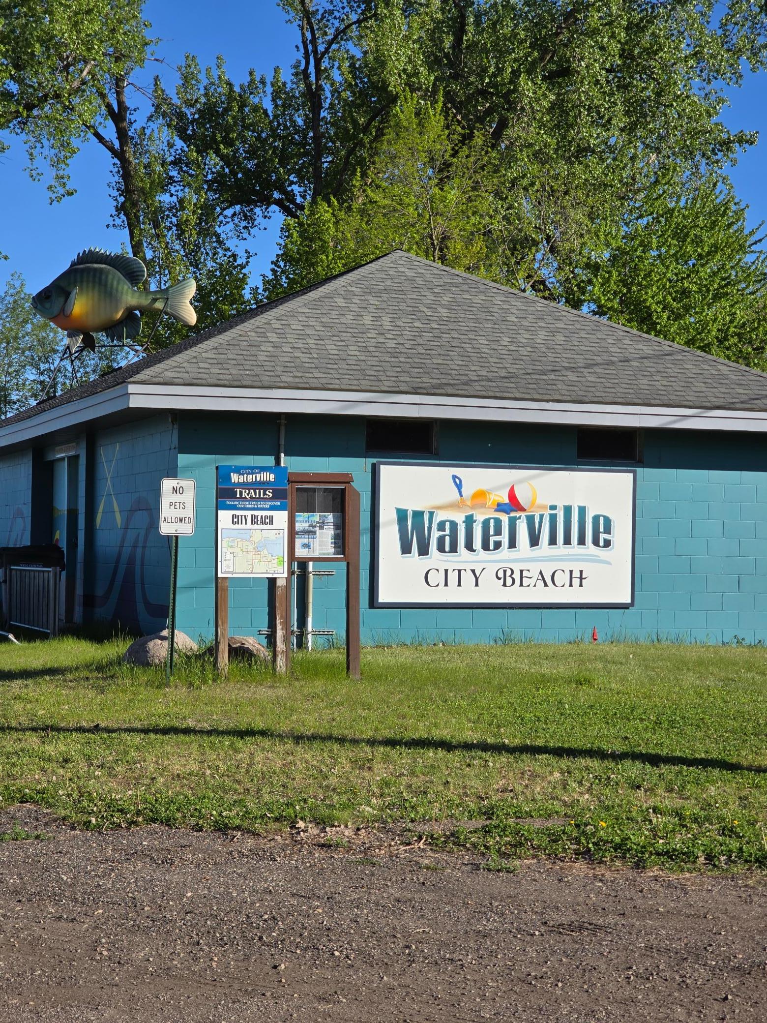 735 Reed St N, Waterville, MN 56096