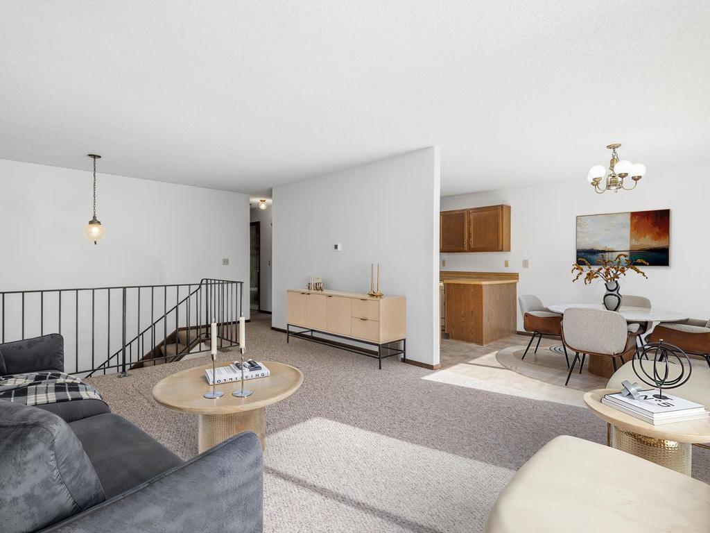 5356 Beachside Dr, Minnetonka, MN 55343