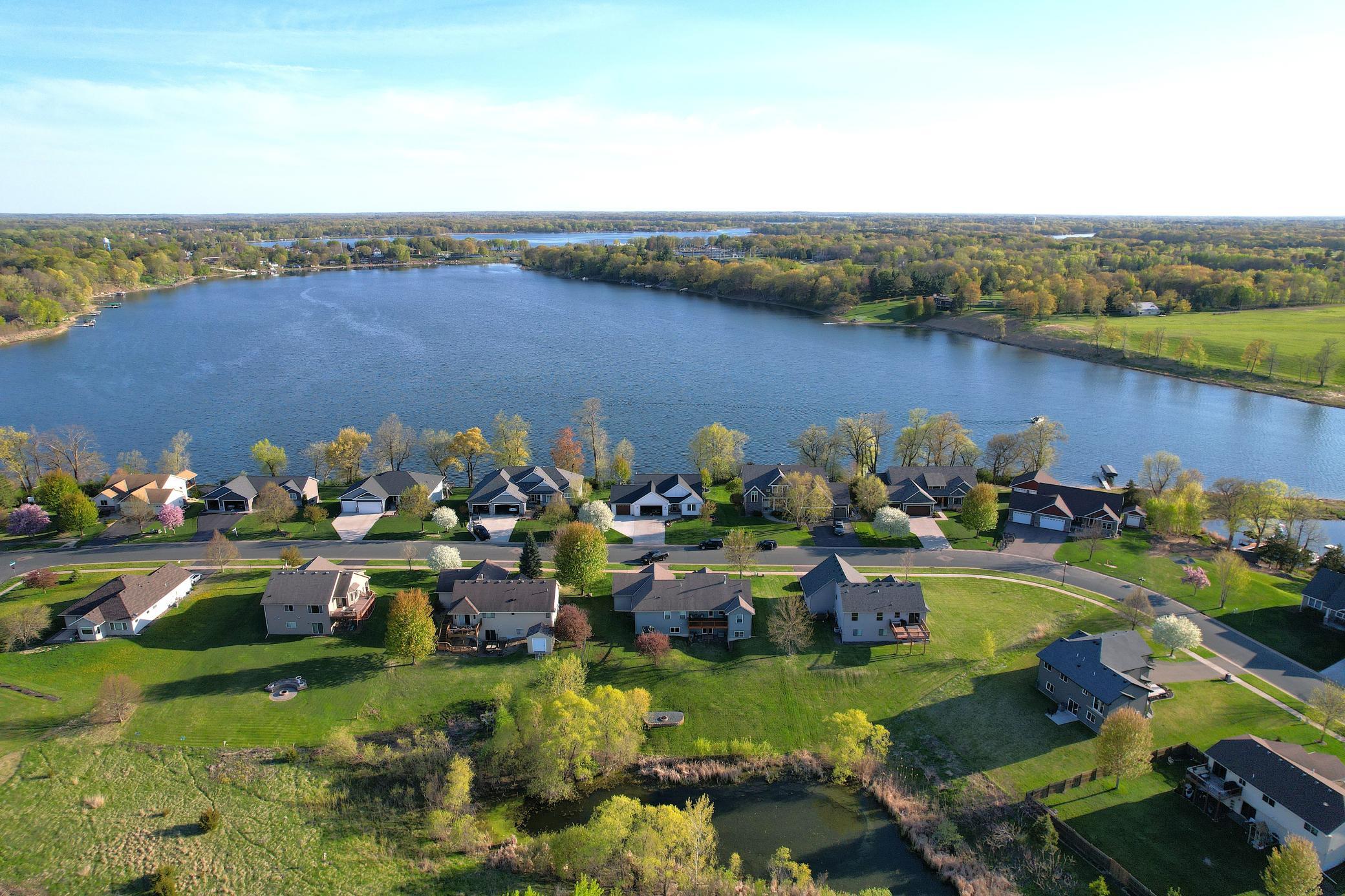 12668 314th St, Lindstrom, MN 55045