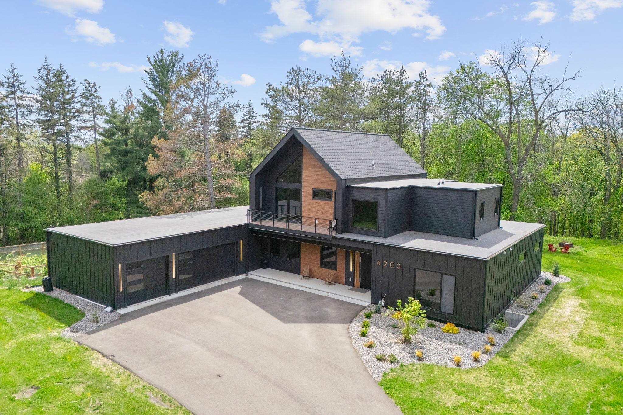 6200 Cardinal Ave, Excelsior, MN 55331