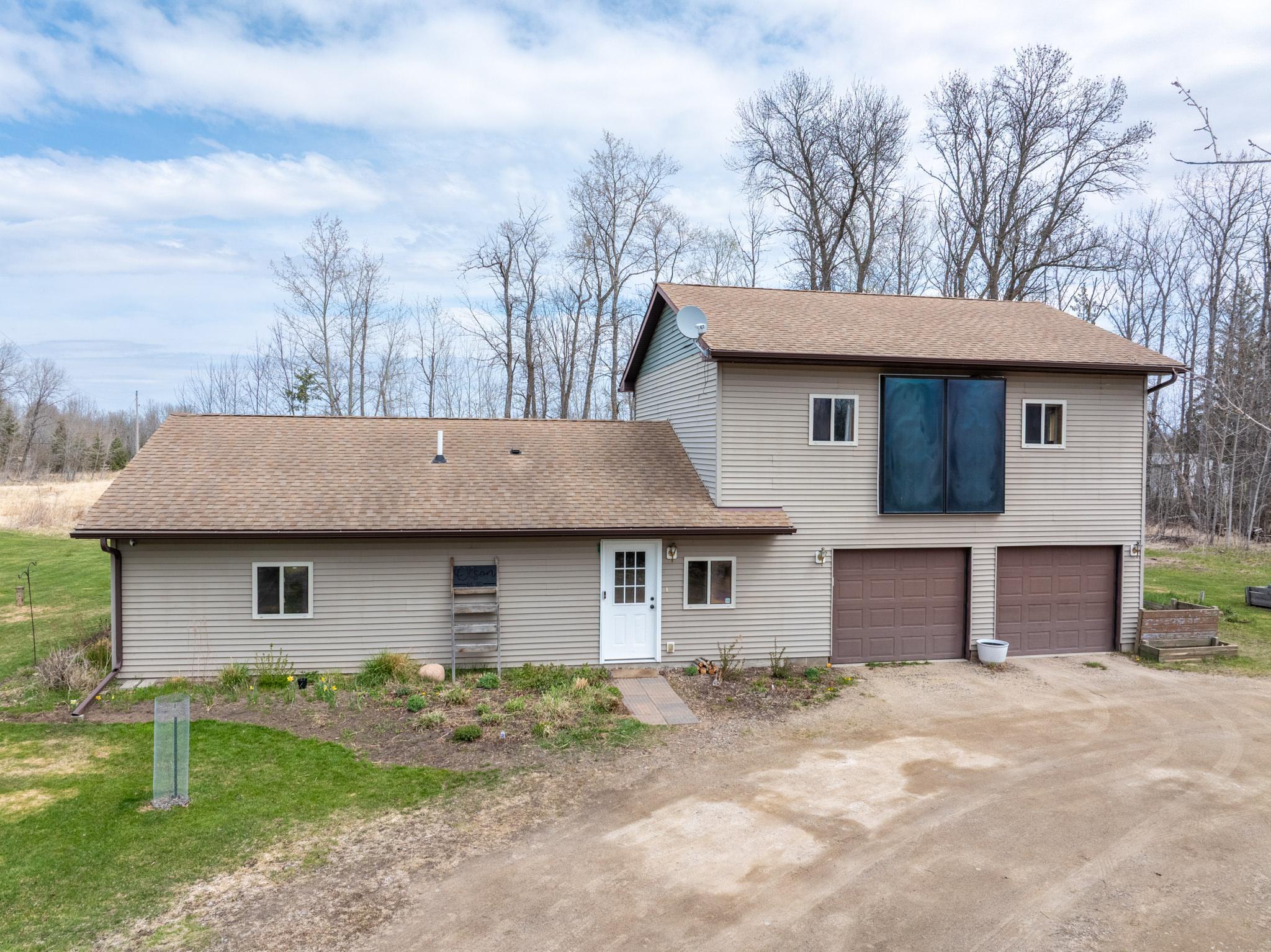 29287 Hoff Dr, Cohasset, MN 55721
