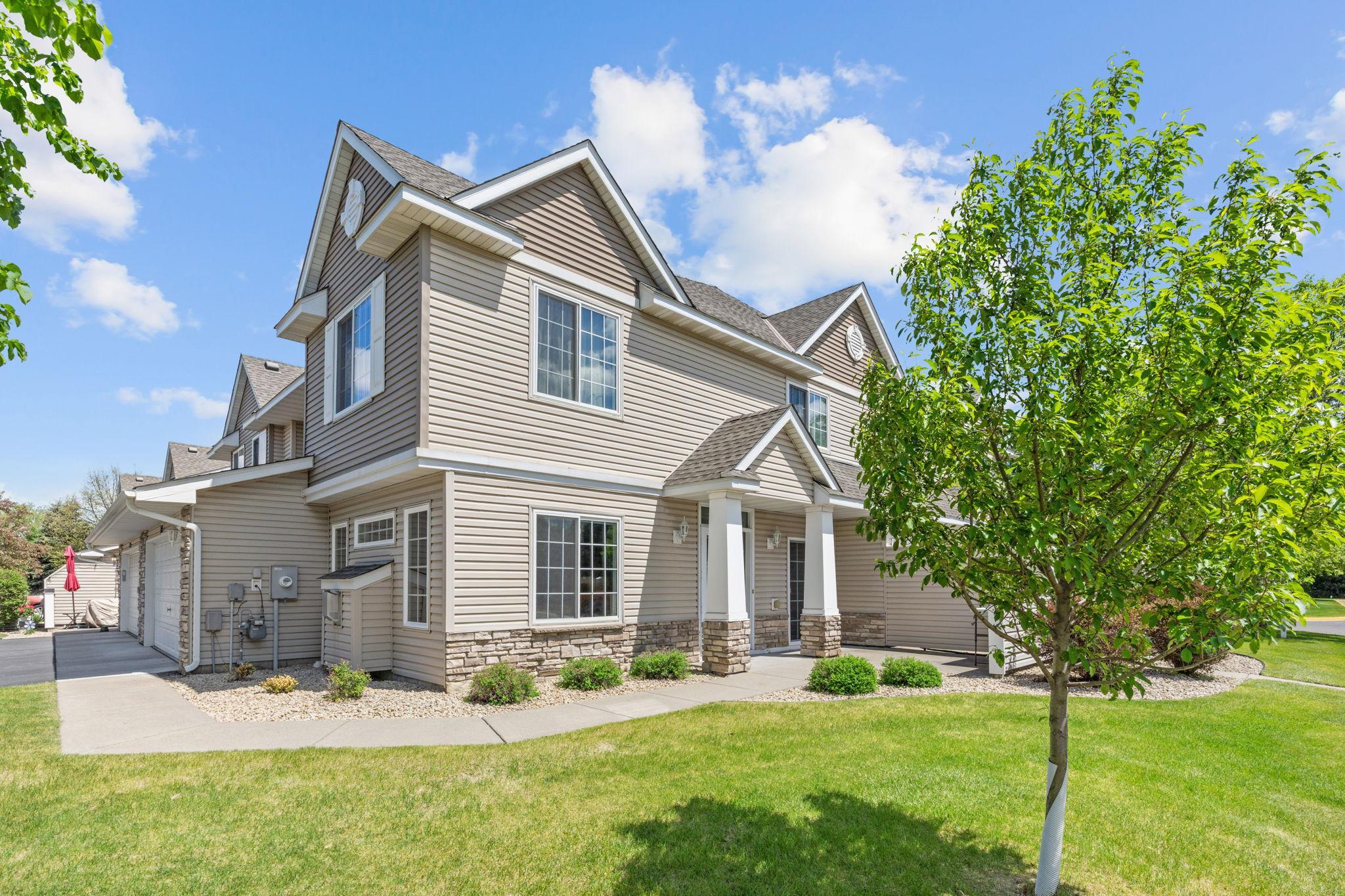10795 Unity Ln N, Brooklyn Park, MN 55443