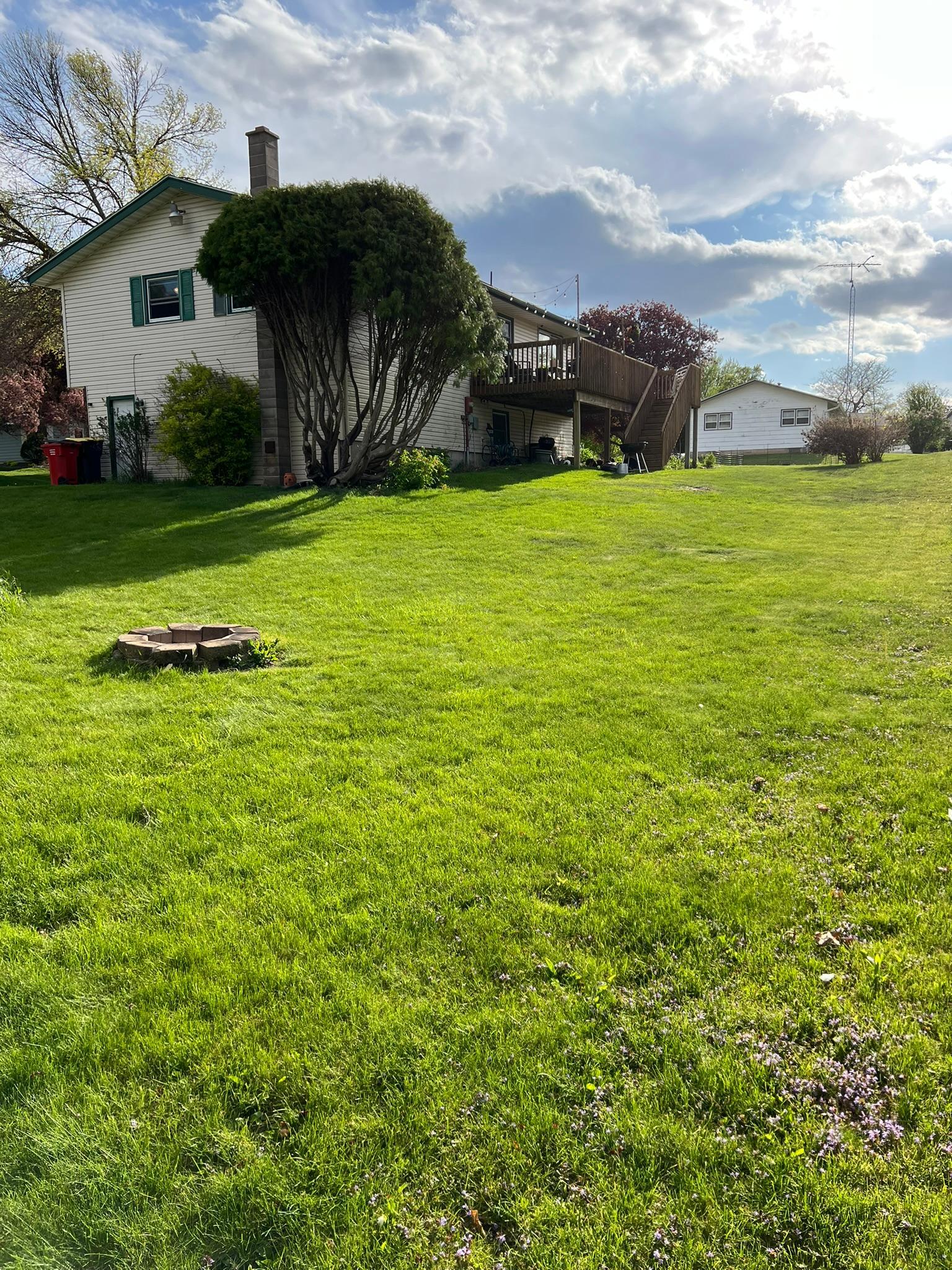 720 4th Ave NW, Plainview, MN 55964