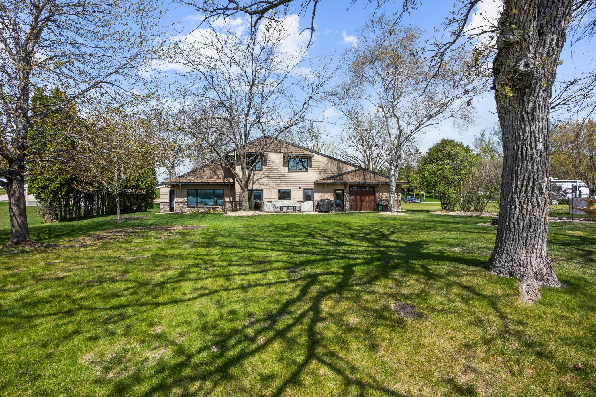 1481 W Latoka Dr SW, Alexandria, MN 56308