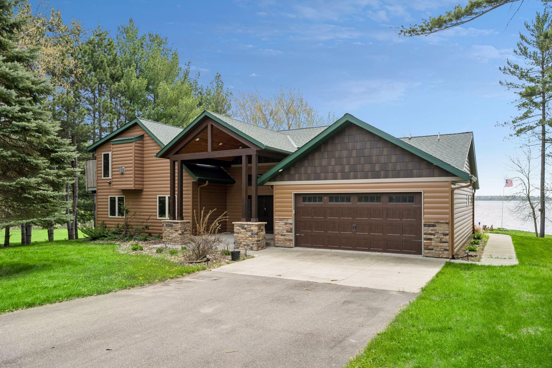 28760 N Lake Dr, Mora, MN 55051