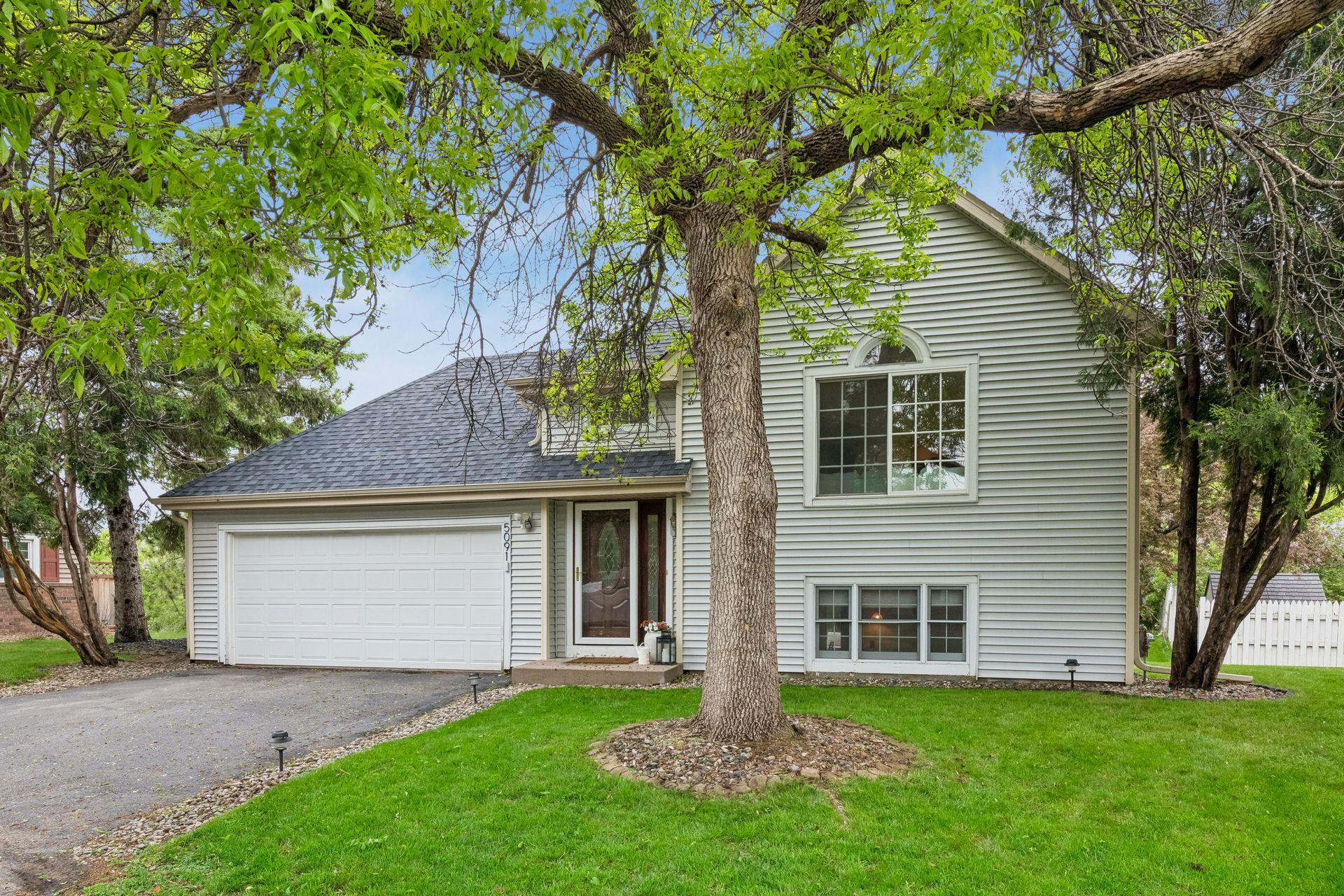 5091 Arrowood Ln N, Plymouth, MN 55442