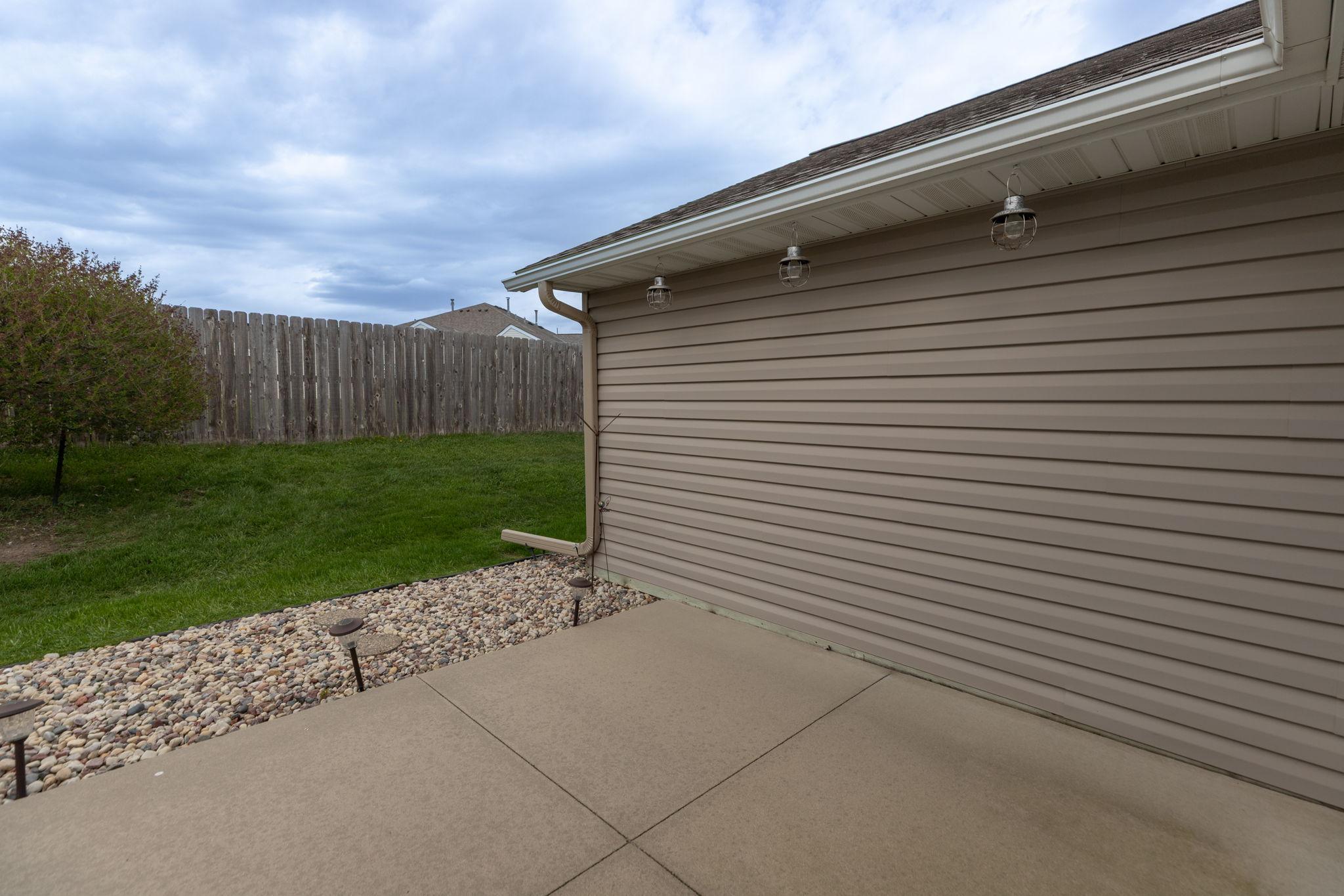 217 Clubhouse Dr NE, Stewartville, MN 55976
