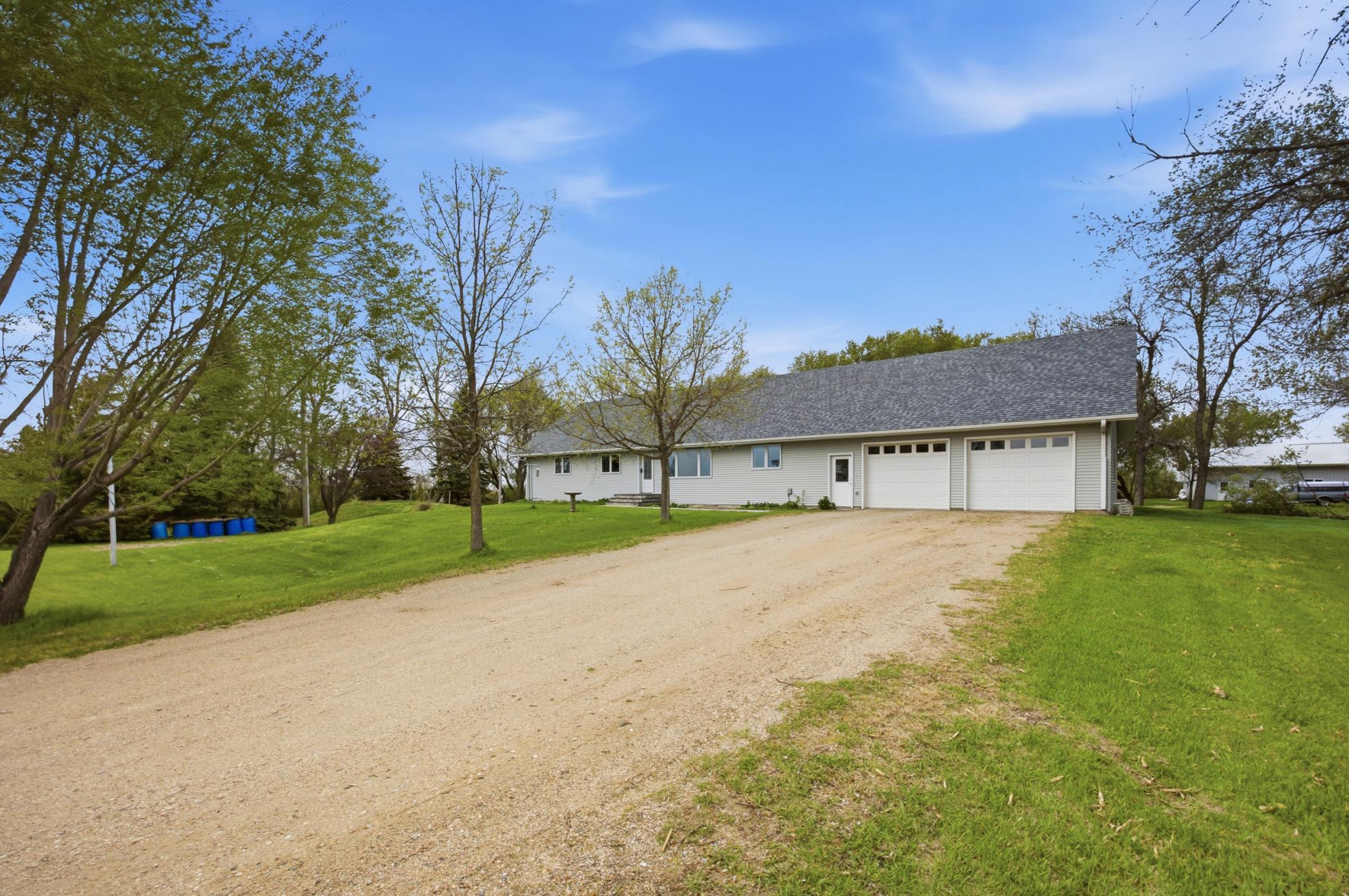 4942 43rd Ave N, Moorhead, MN 56560