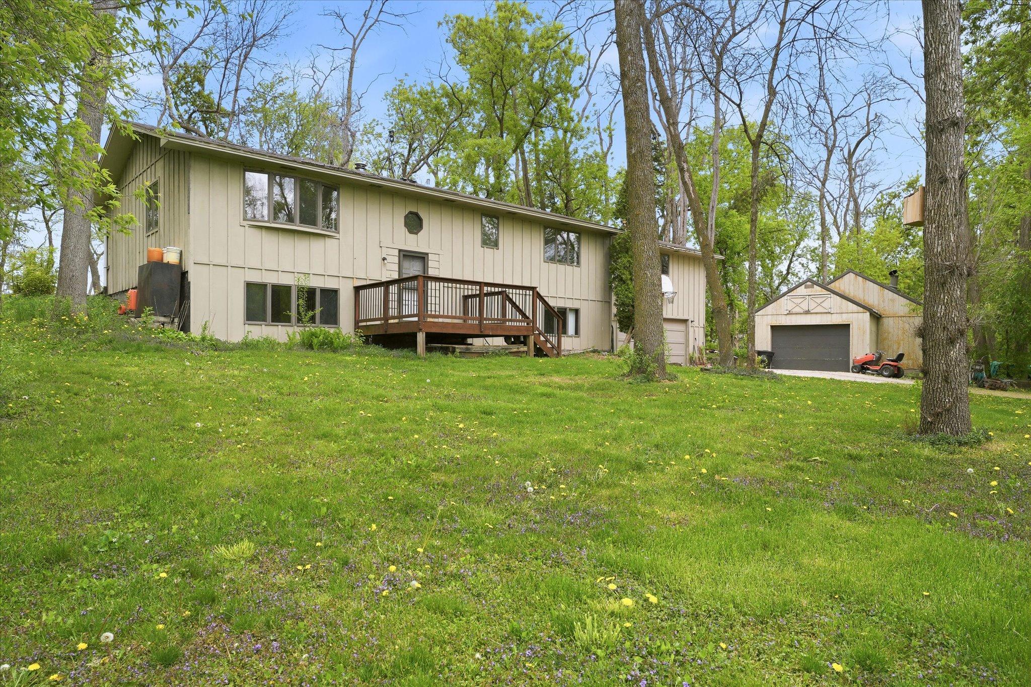 9215 Shannon Ln, Corcoran, MN 55340