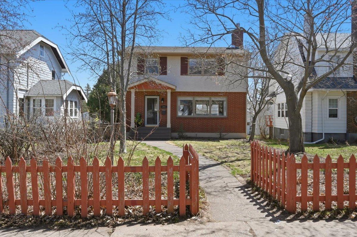 1918 W Kent Rd, Duluth, MN 55812