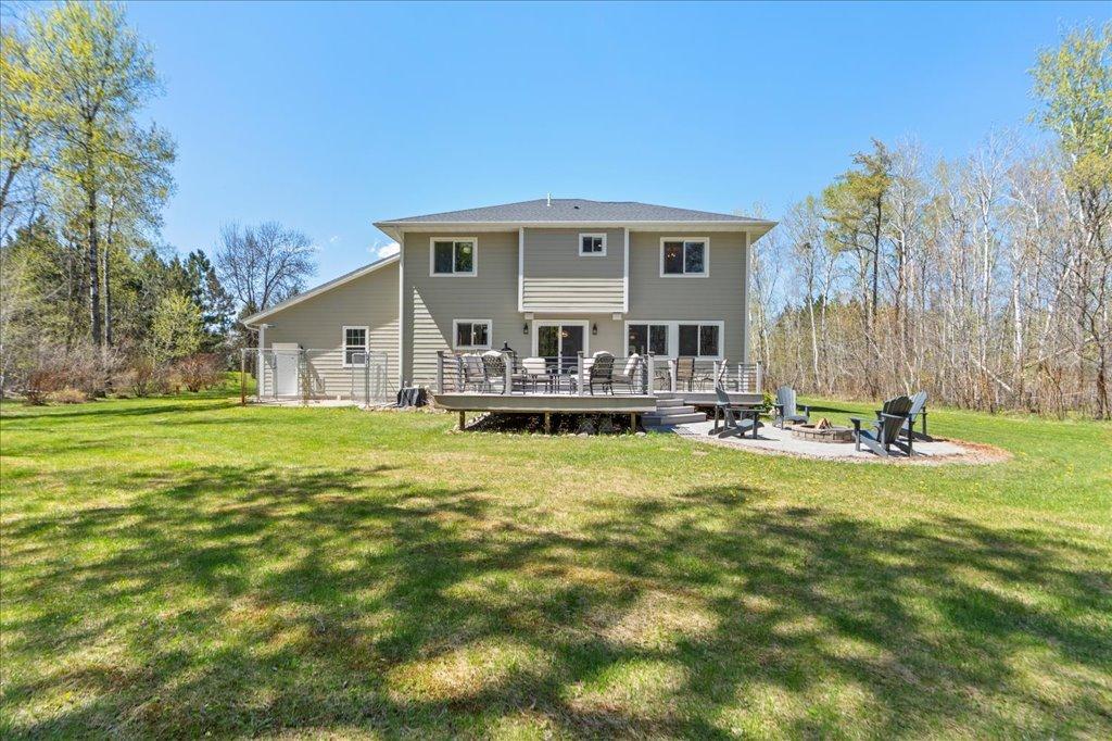 10719 E Shore Dr, Merrifield, MN 56465