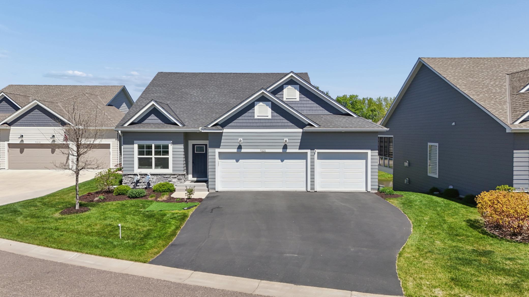 7221 Lavalle Dr, Centerville, MN 55038