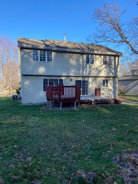 818 Sterling St S, Maplewood, MN 55119