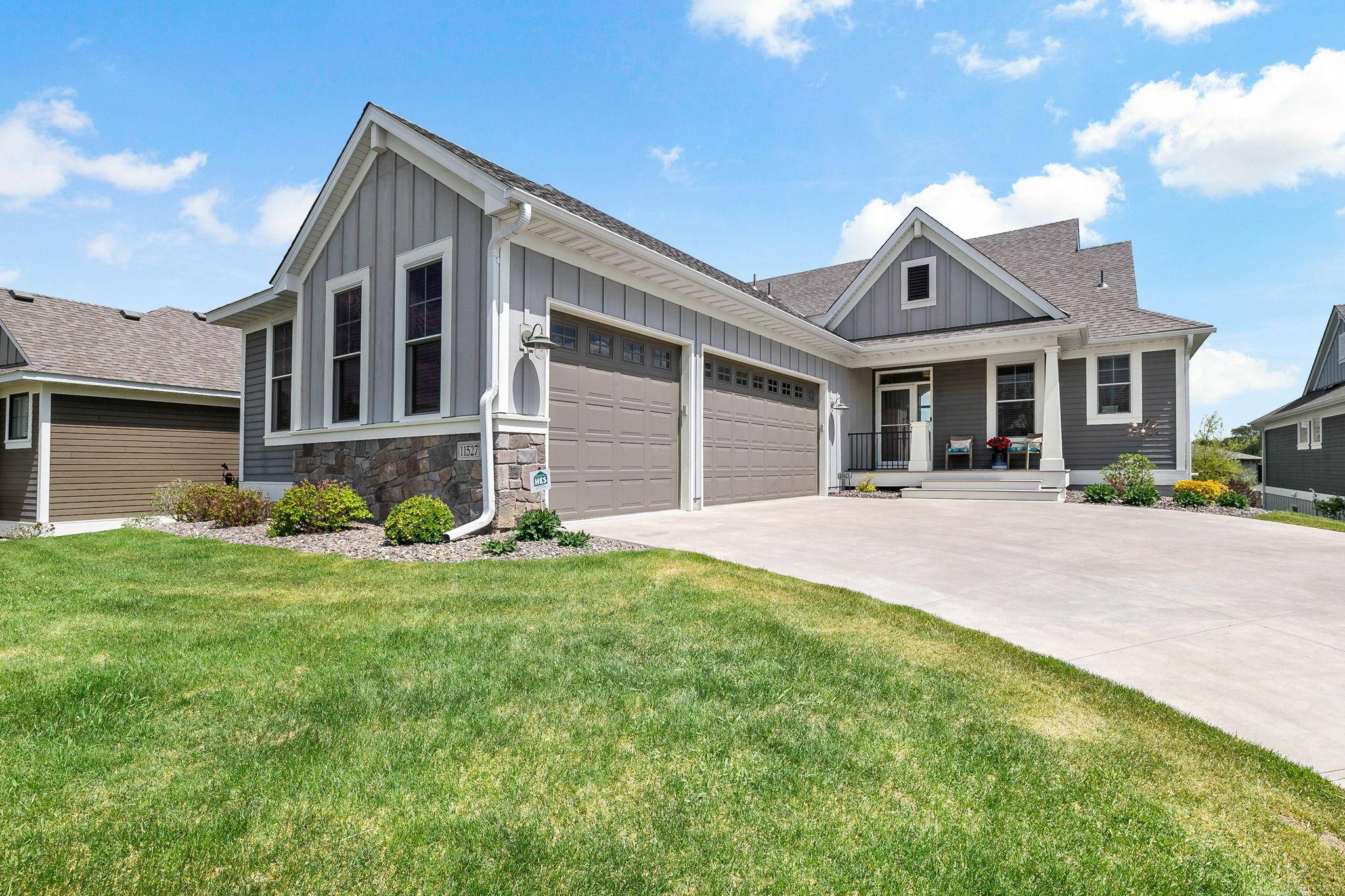 11527 Arnie Way N, Lake Elmo, MN 55042