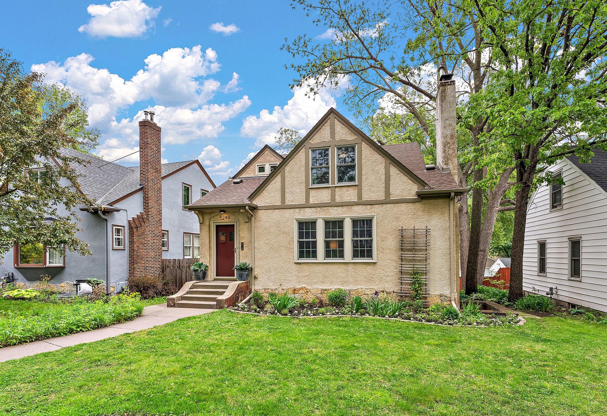 5249 Zenith Ave S, Minneapolis, MN 55410