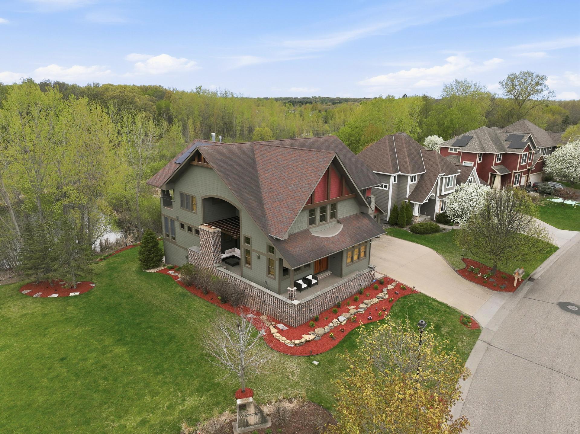 10721 Watersedge Ln, Woodbury, MN 55129