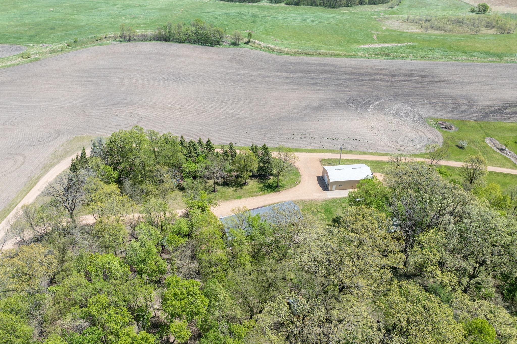 37285 161st Ave, Montgomery, MN 56069