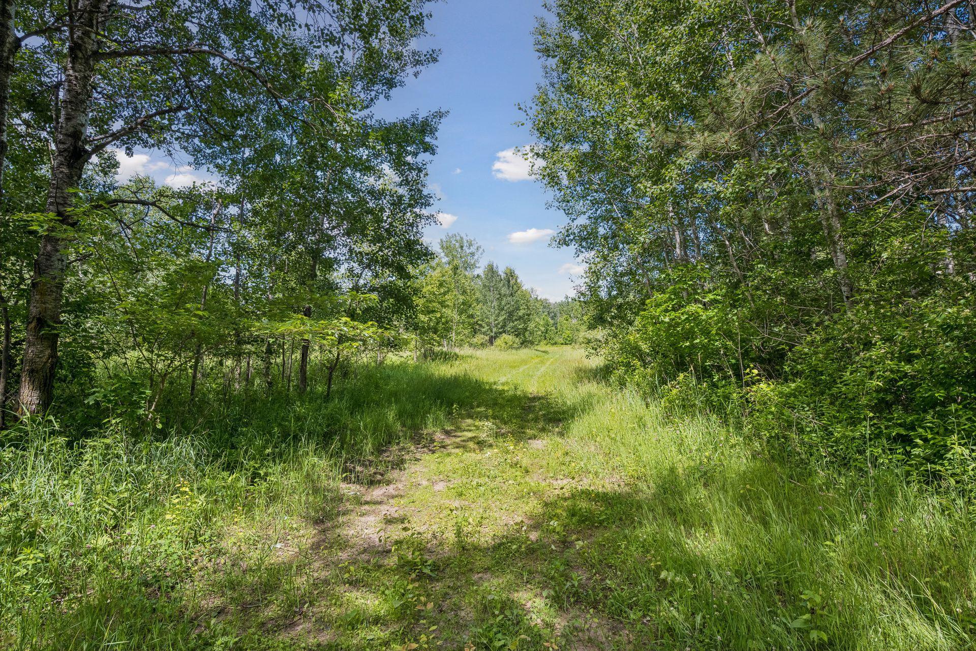 13763 County Road 3, Clear Lake, MN 55319