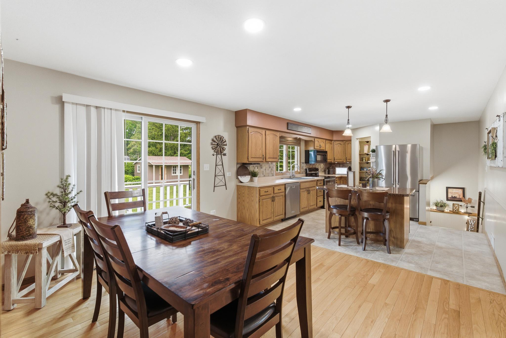 130 Half Moon Rd, Wells, MN 56097