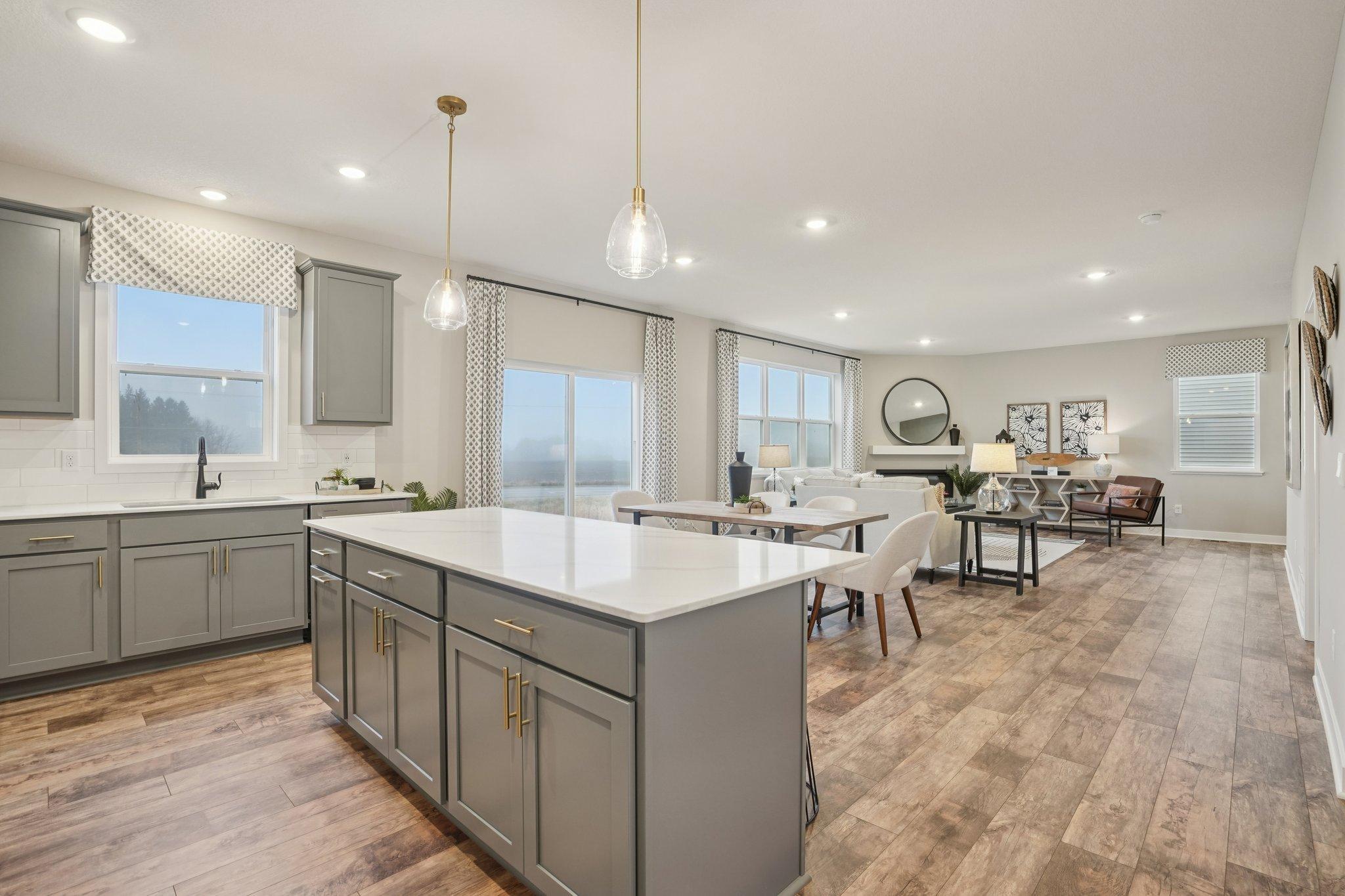 3789 Brookside Dr, Chaska, MN 55318