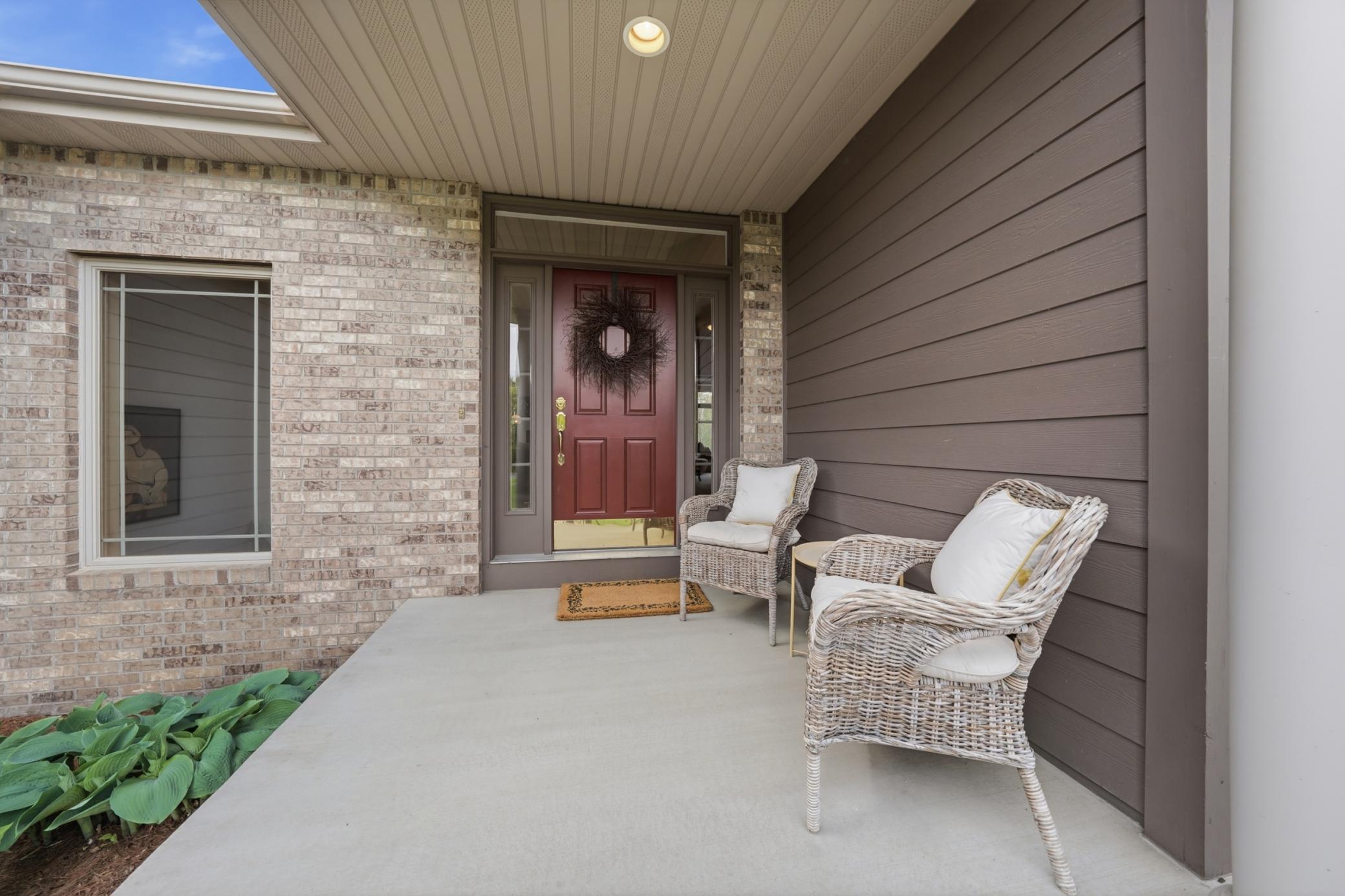 2799 319th Ln NE, Cambridge, MN 55008