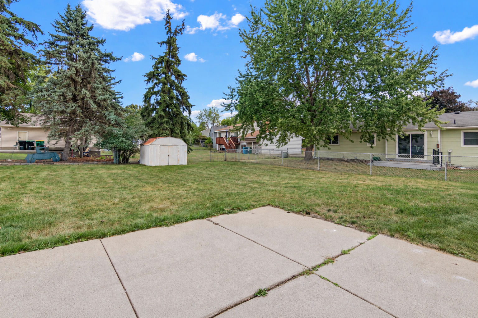 3708 73rd Ave N, Brooklyn Park, MN 55429