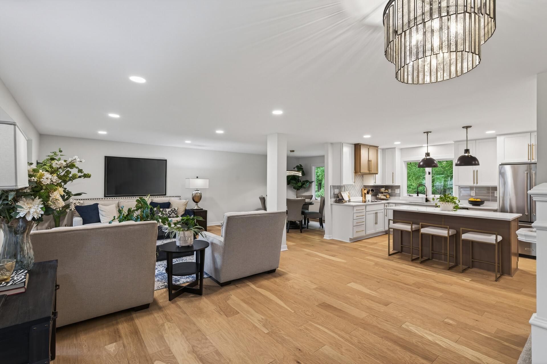 2841 Mayfield Rd, Minnetonka, MN 55391