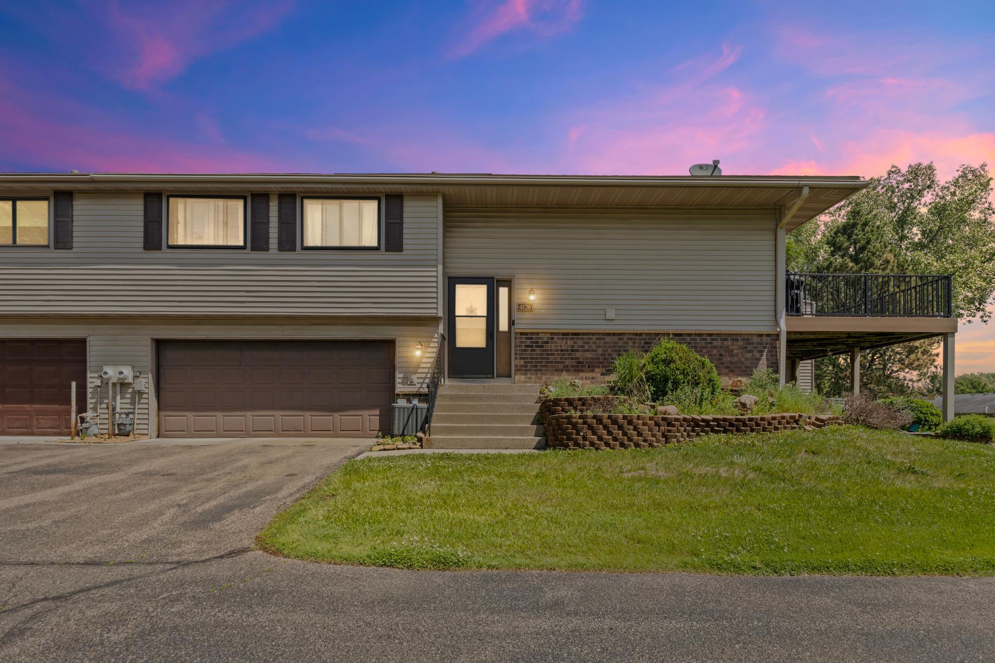4126 Sylvia Ln S, Shoreview, MN 55126