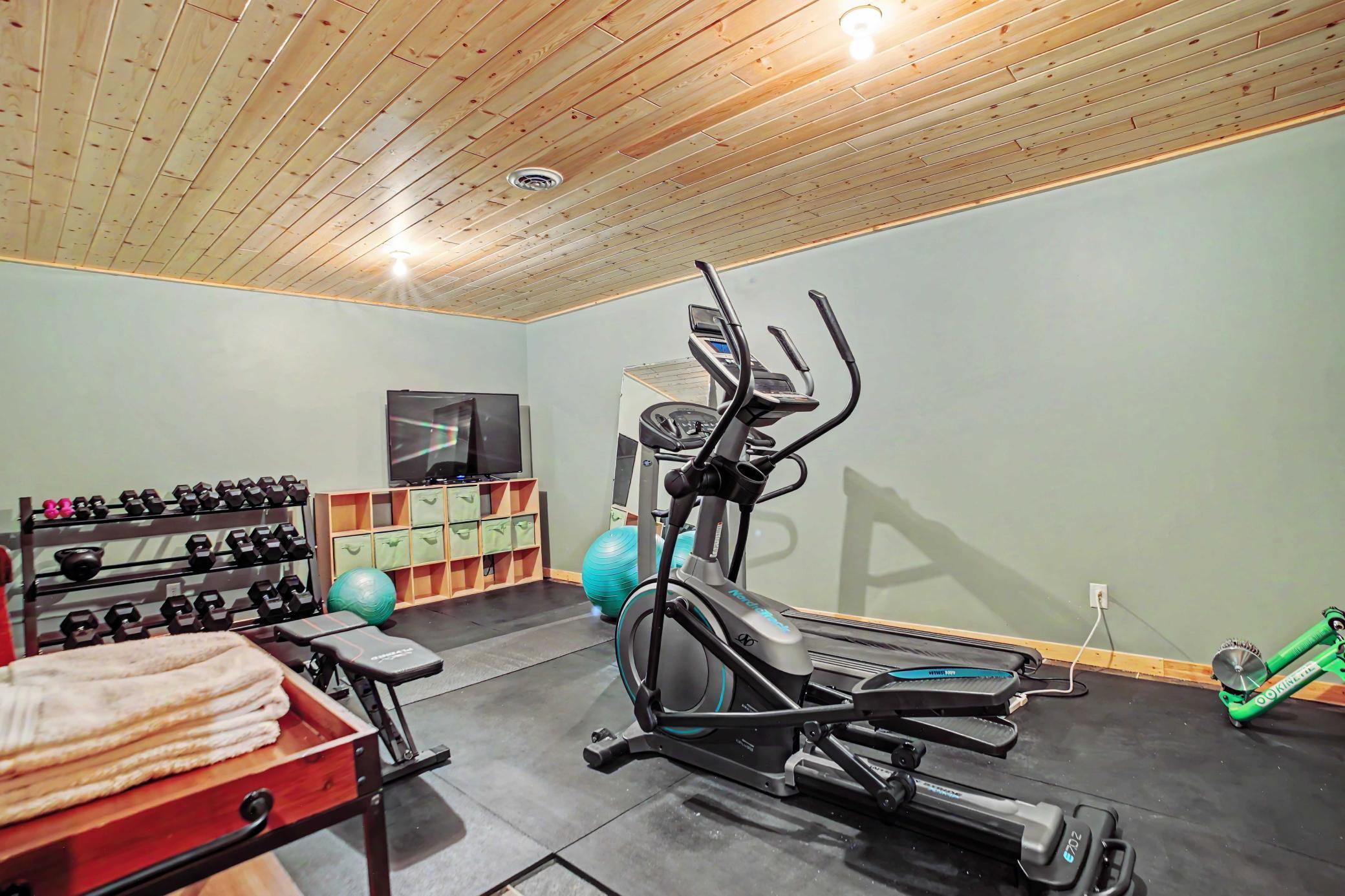 20529 Round Lake Rd, Luck, WI 54853