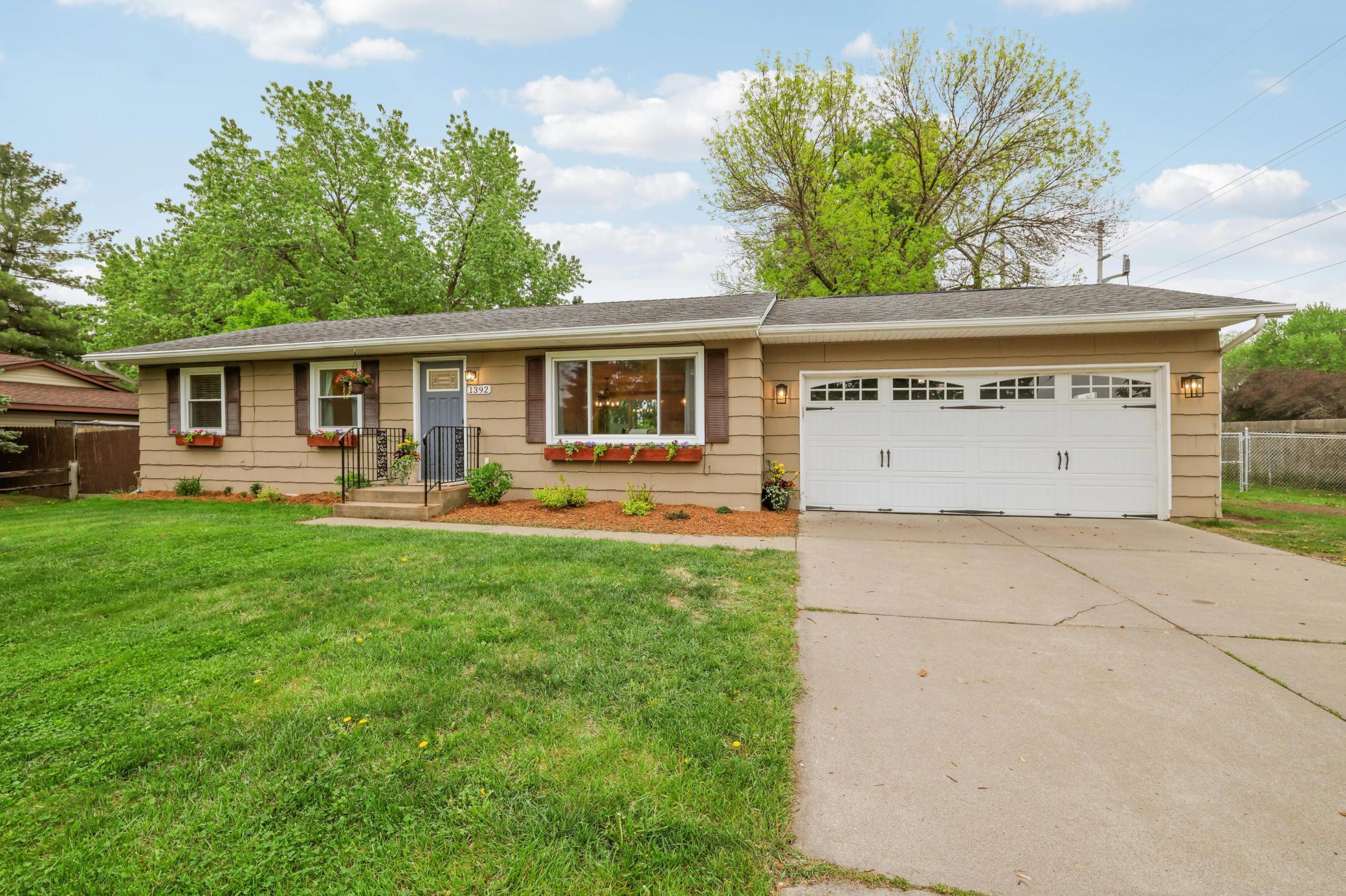 1392 Amaryllis Ln, Eagan, MN 55123