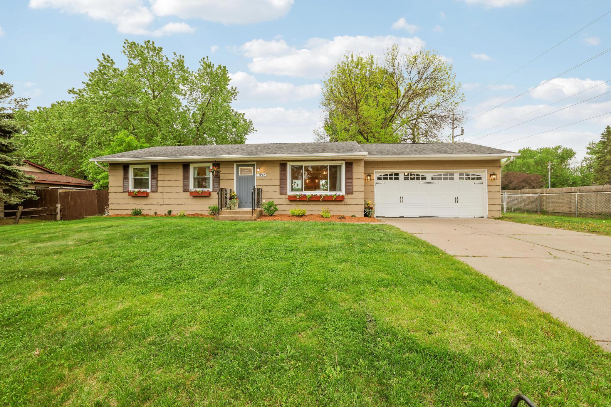1392 Amaryllis Ln, Eagan, MN 55123