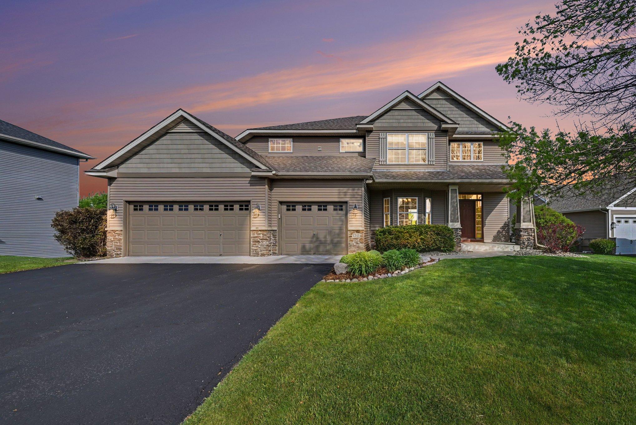 1241 Knight Ln, Watertown, MN 55388