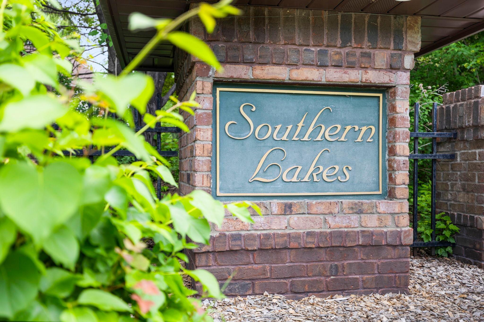 10791 Alberton Way, Inver Grove Heights, MN 55077