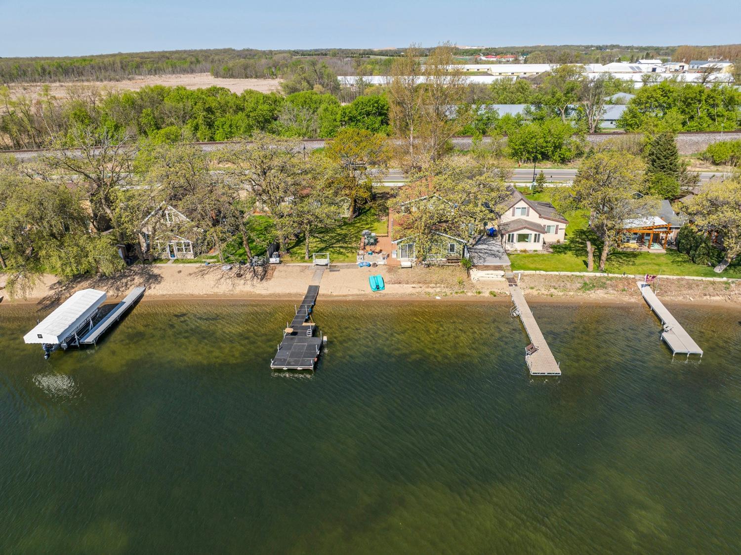 1245 W Lake Dr, Detroit Lakes, MN 56501