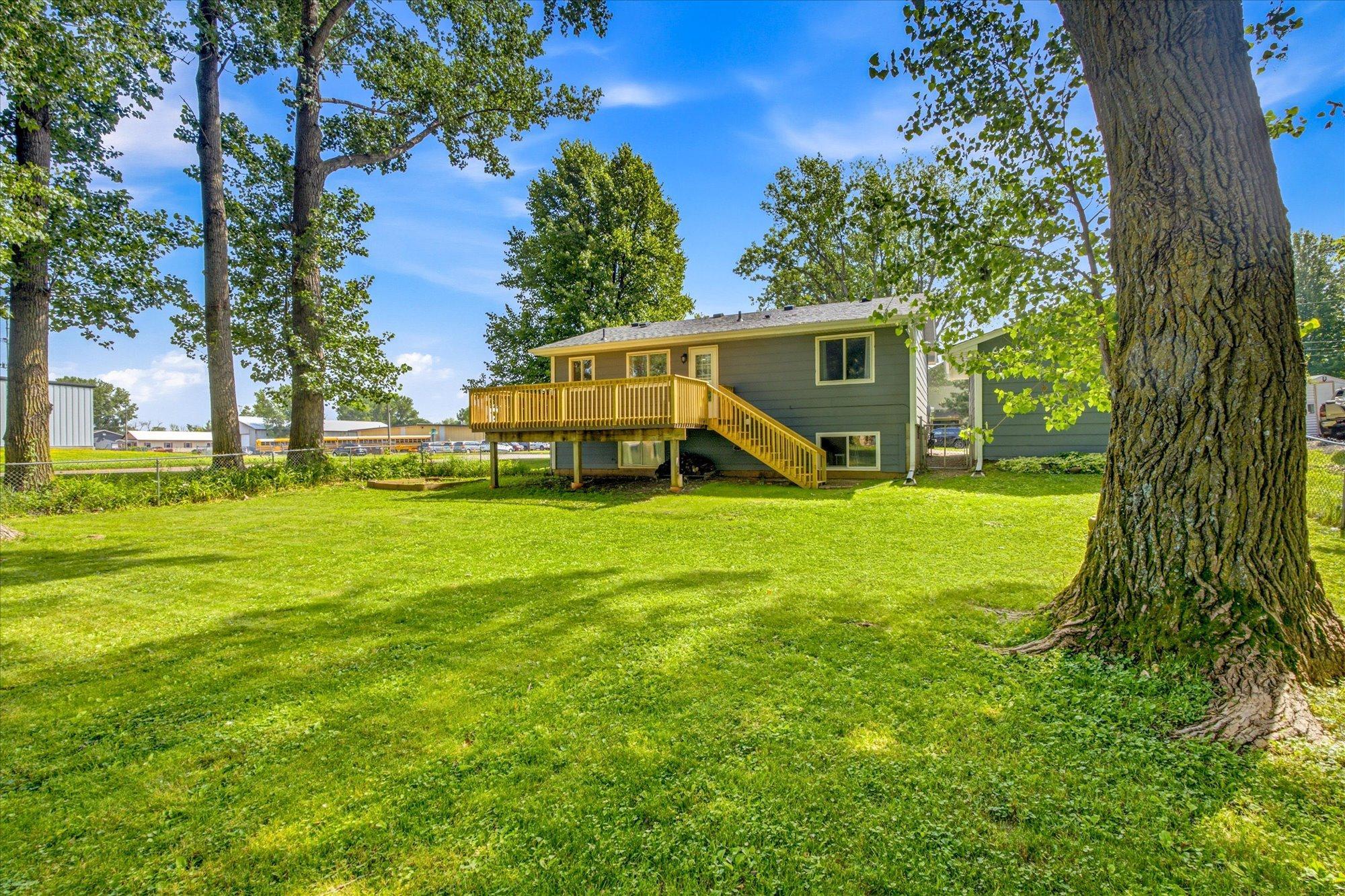 30240 Neal Ave, Lindstrom, MN 55045