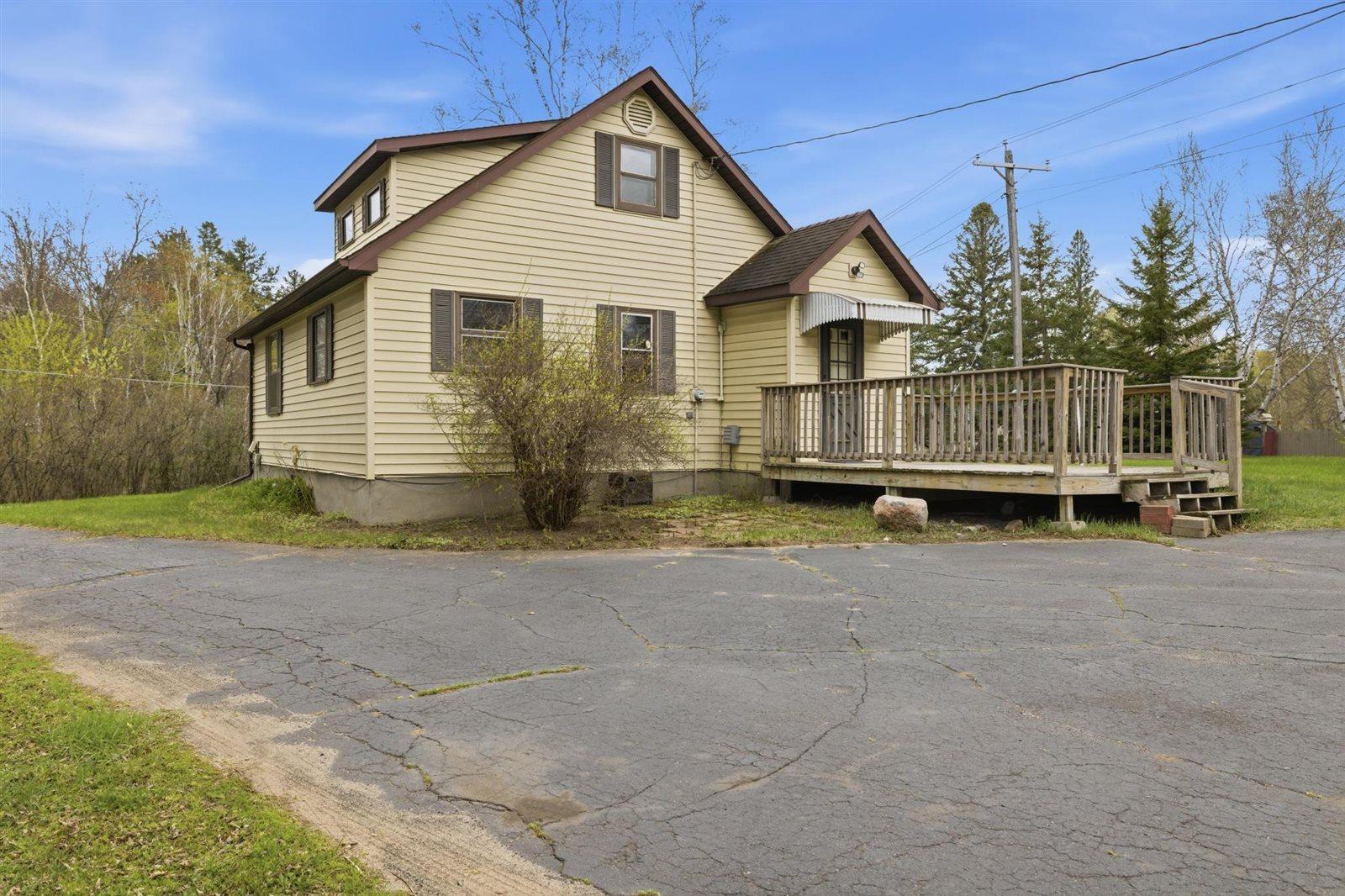 4781 Cedar Island Dr, Eveleth, MN 55734