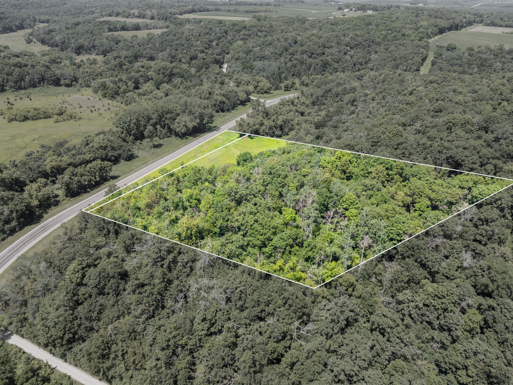 56160 County Road 21, Mazeppa, MN 55956