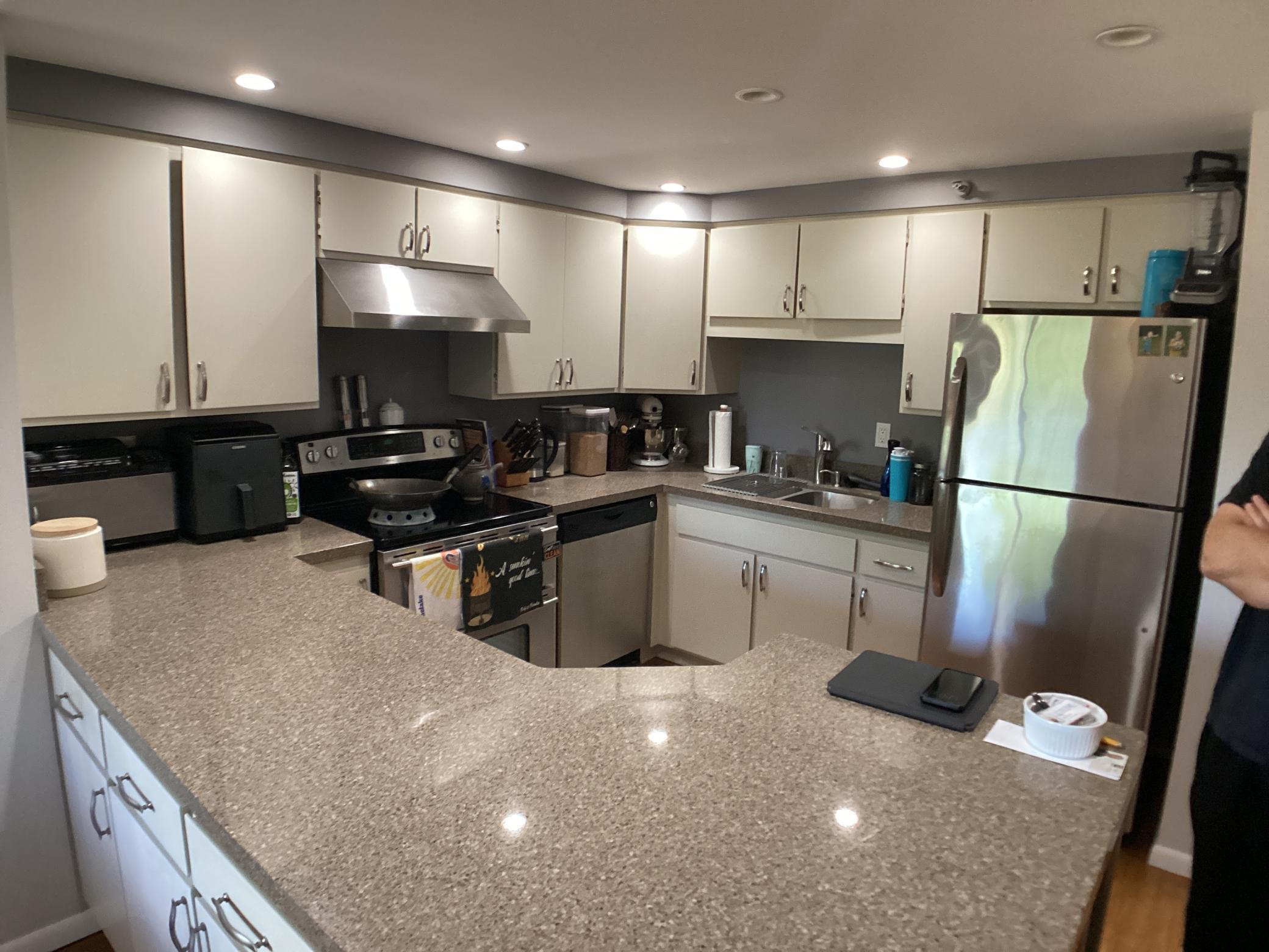 2950 Dean Pw #604, Minneapolis, MN 55416