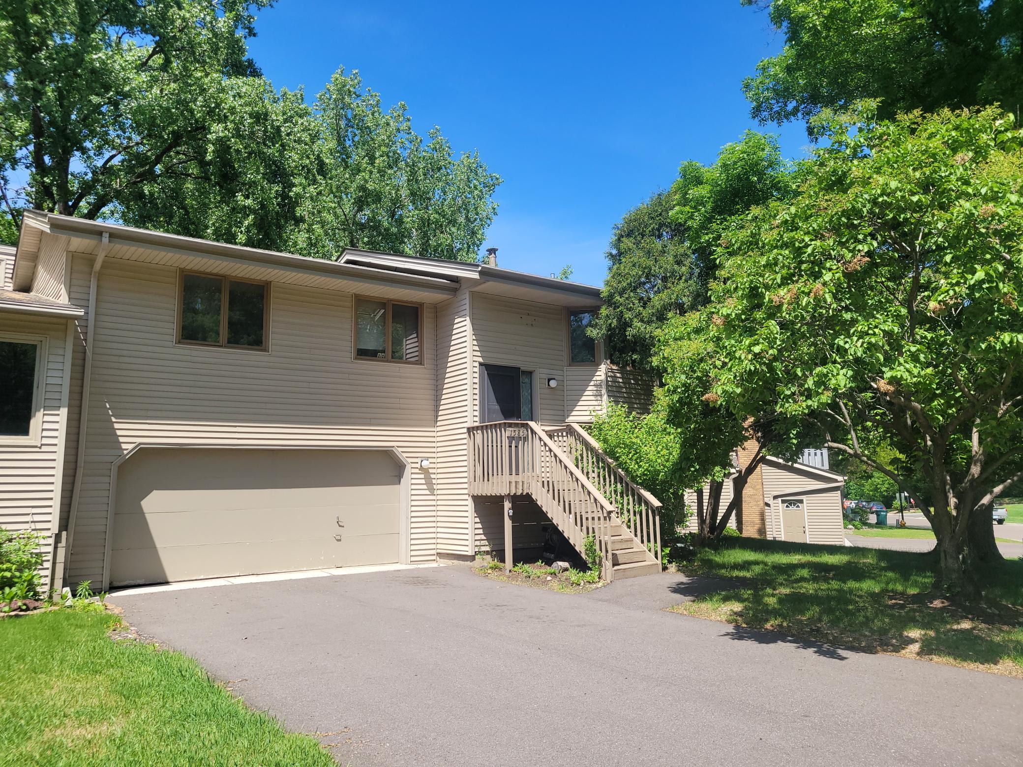 1585 S Bavarian Ps, Fridley, MN 55432
