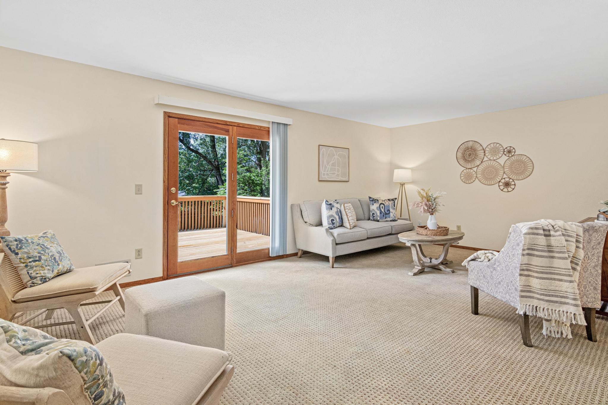 3405 Highland Dr, Burnsville, MN 55337