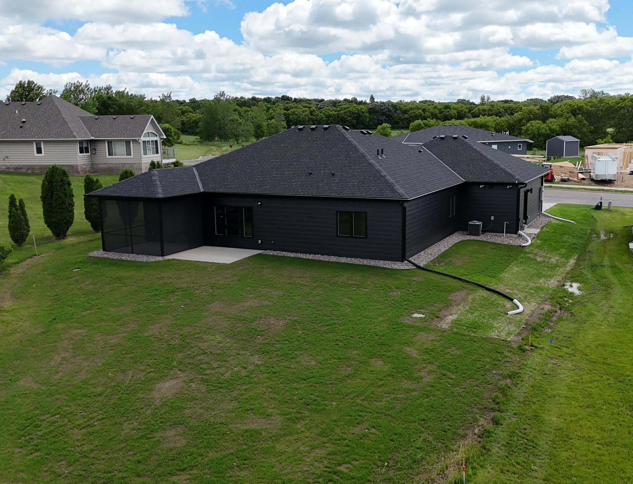 1325 Iris Ln, Saint Joseph, MN 56374