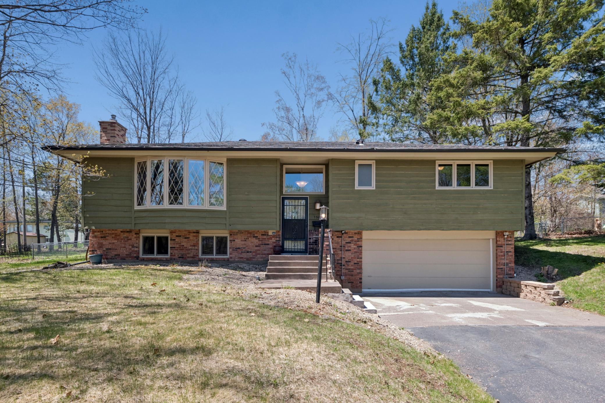 1501 Woodbury Ln, Duluth, MN 55803