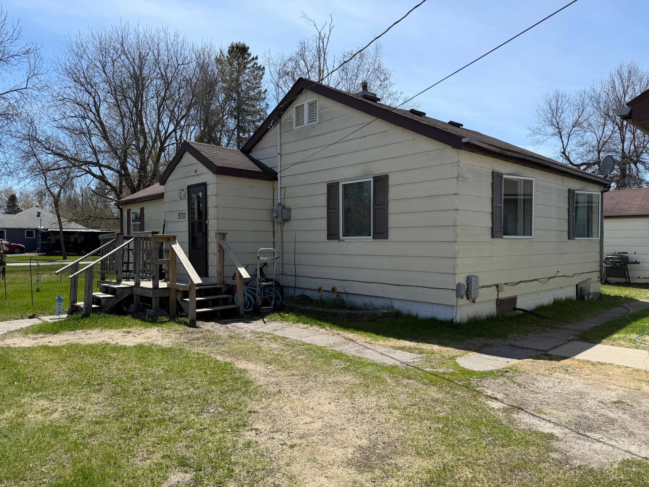 920 13th Ave, International Falls, MN 56649