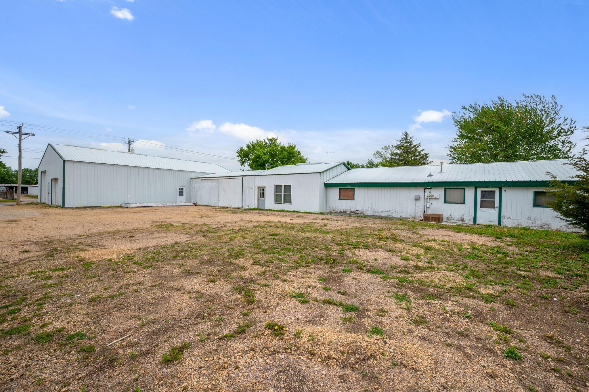 44 6th Ave SE, Winnebago, MN 56098