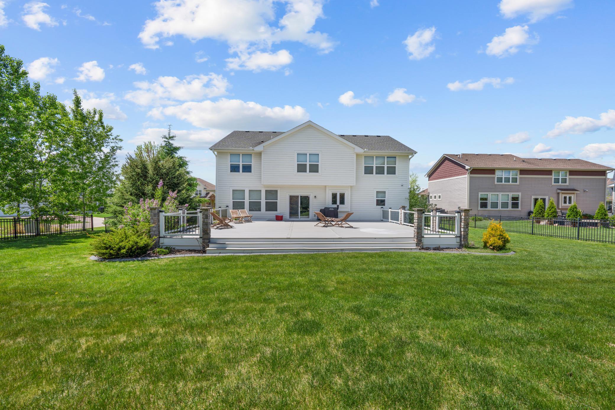 3308 Arden Dr, Woodbury, MN 55129