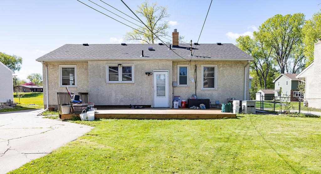 541 Hoyt Ave E, Saint Paul, MN 55130