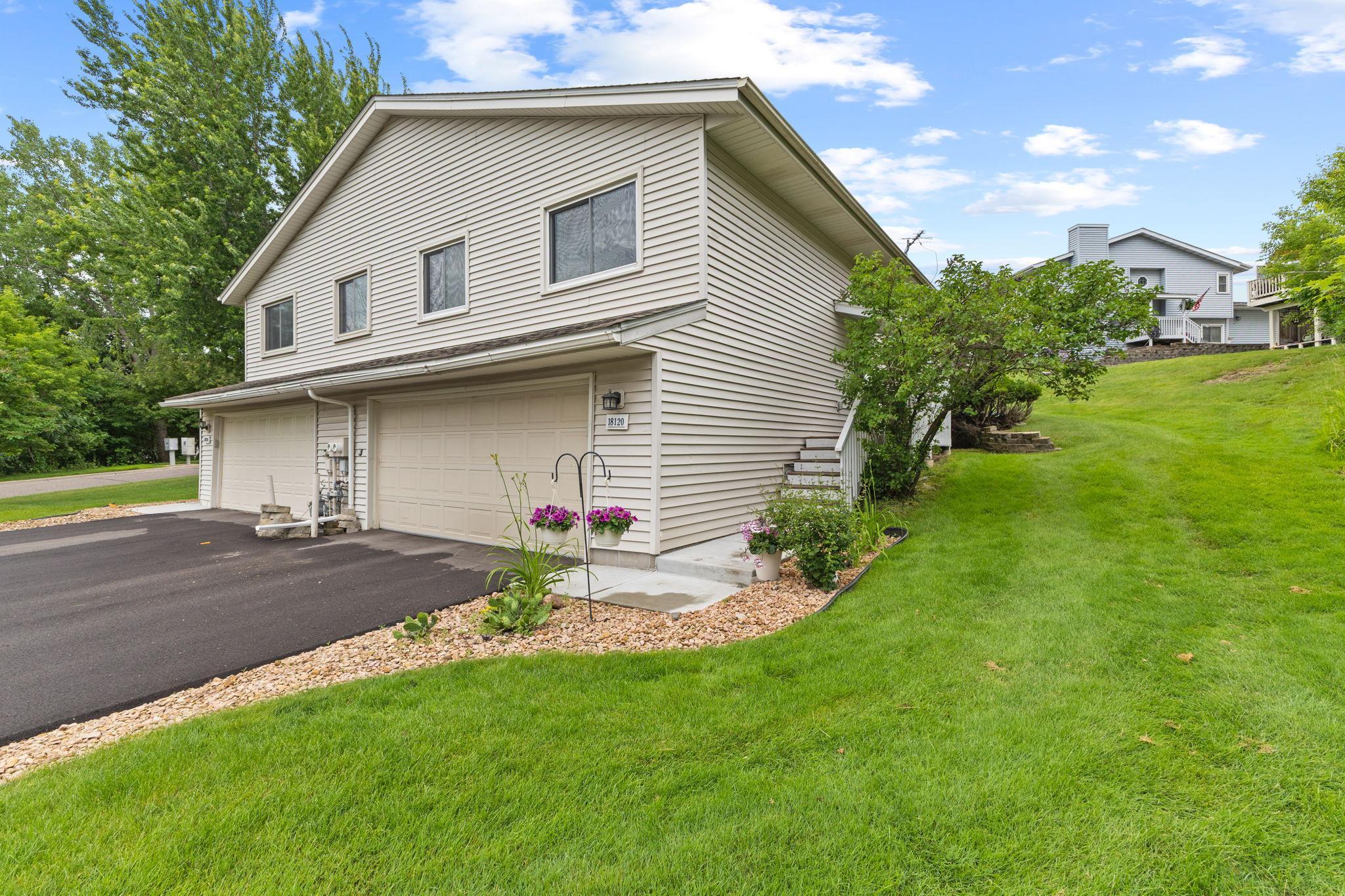 18120 Covington Pa, Minnetonka, MN 55345