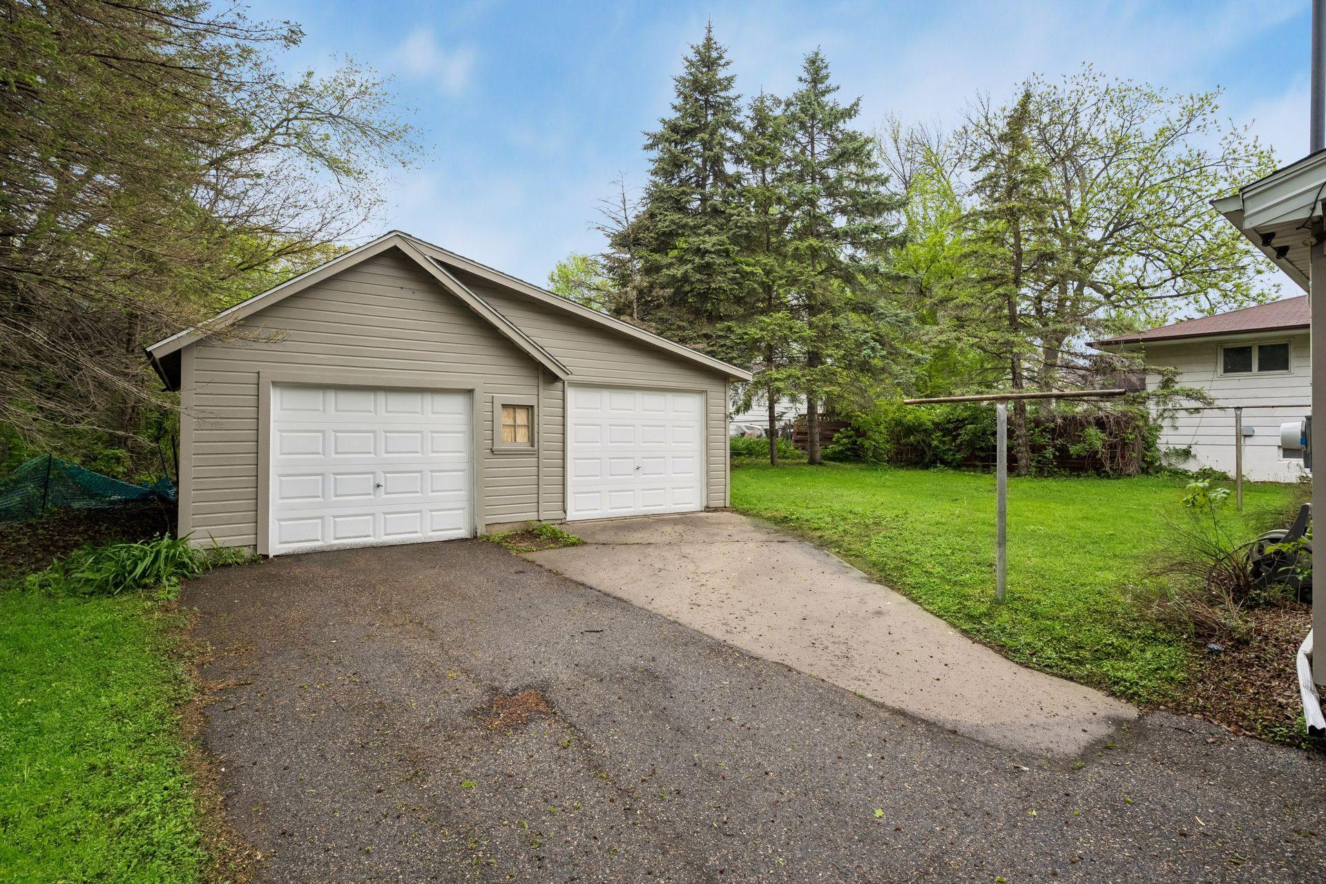 421 Buffalo Ave S, Montrose, MN 55363